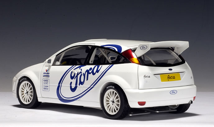 Ford Focus WRC '99 - AUTOart 89912 1:18