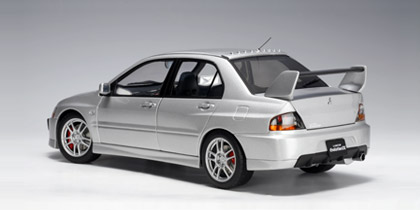 AUTOart Lancer Evolution 1:18 ホワイト 1/18 Super A Mitsubishi Lancer Evolution EVO 8 (White