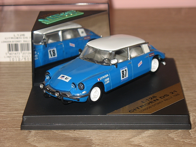 CITROEN　DS　RALLYE　1963　スカイブルー CITROEN DS RALLYE 1963 スカイブルー