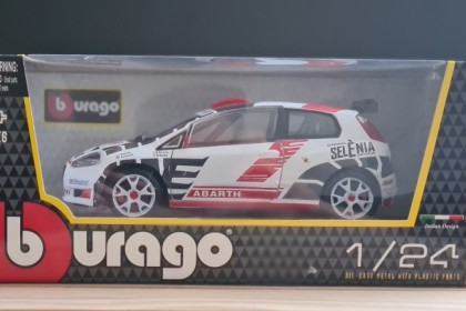 FIAT ABARTH GRANDE PUNTO S2000 * 美品 * M04101 Fly Fiat Abarth Grande Punto S2000 18 Rallye La Vila