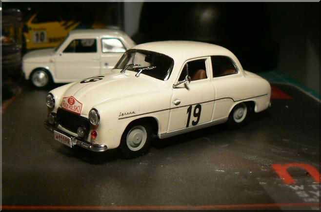 1962 orange/weiss Syrena 102 