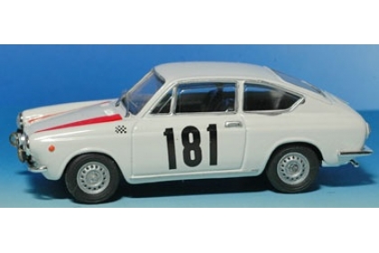 Ixo 1:43 FIAT 850 Coupè-Rally BAVARIA 1968-Röhrl