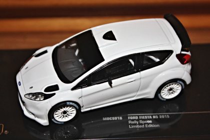Ford Fiesta R5 - IXO MDCS016