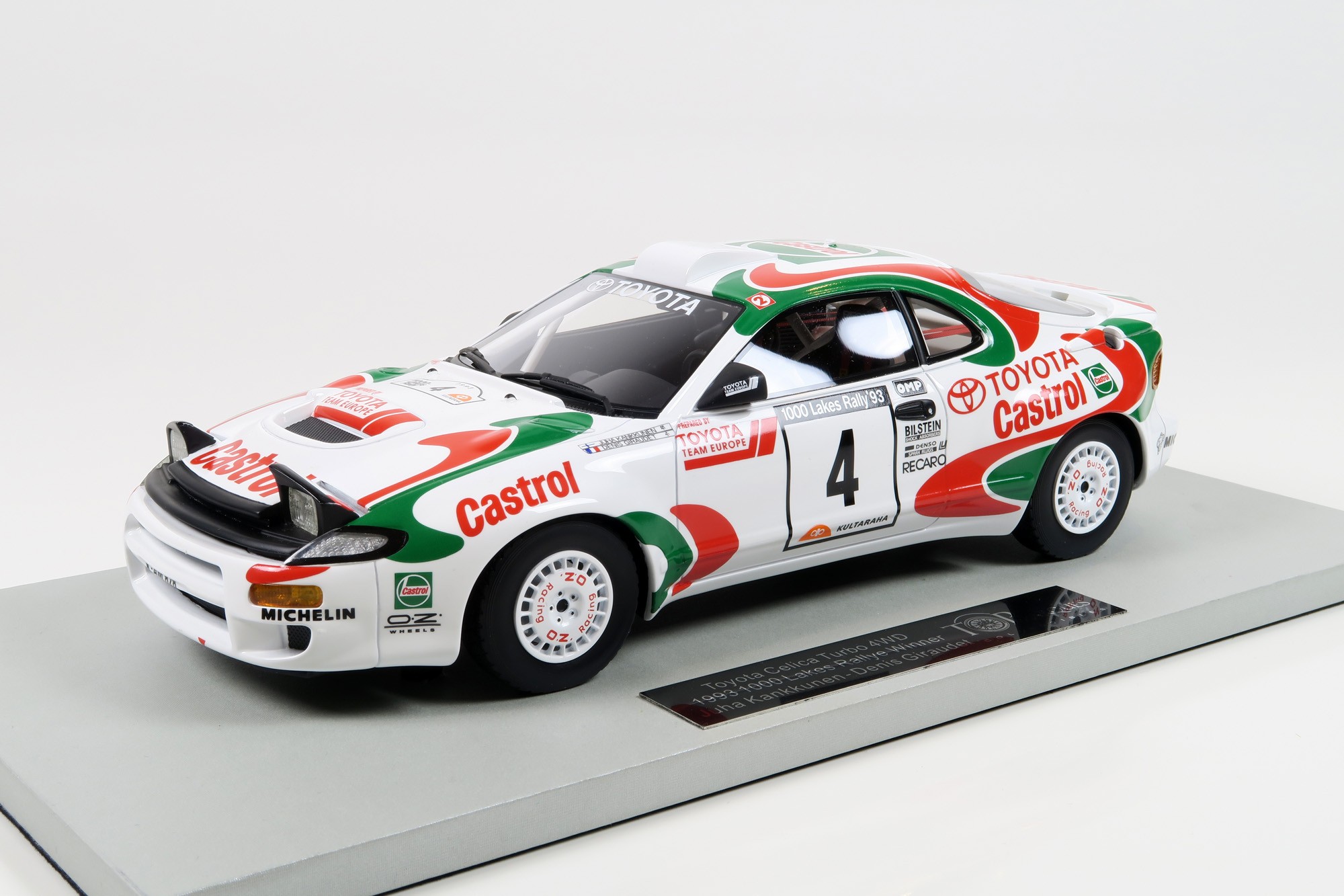 京商ミニッツ TOYOTA CELICA TURBO 4WD WRC 1993 32615jk_mainradio1.jpg