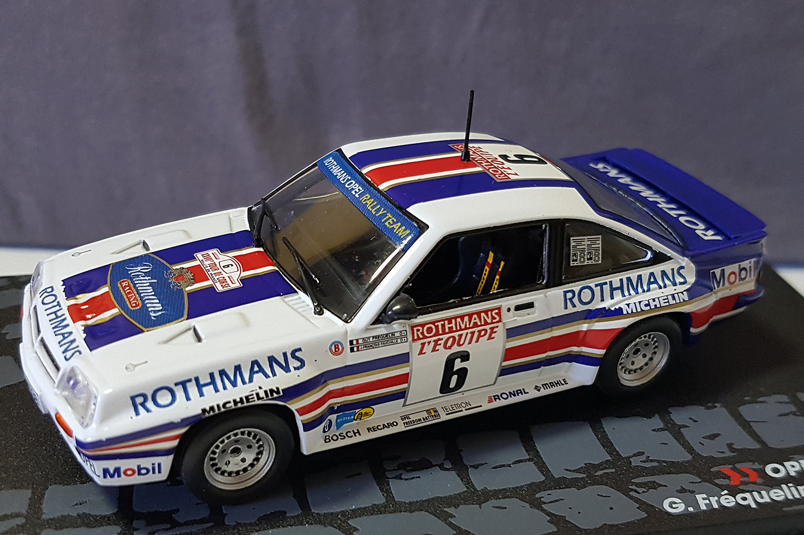 OPEL ASCONA 400 TEAM ROTHMANS N 10 RALLY ACROPOLIS 1982 J.McRAE 