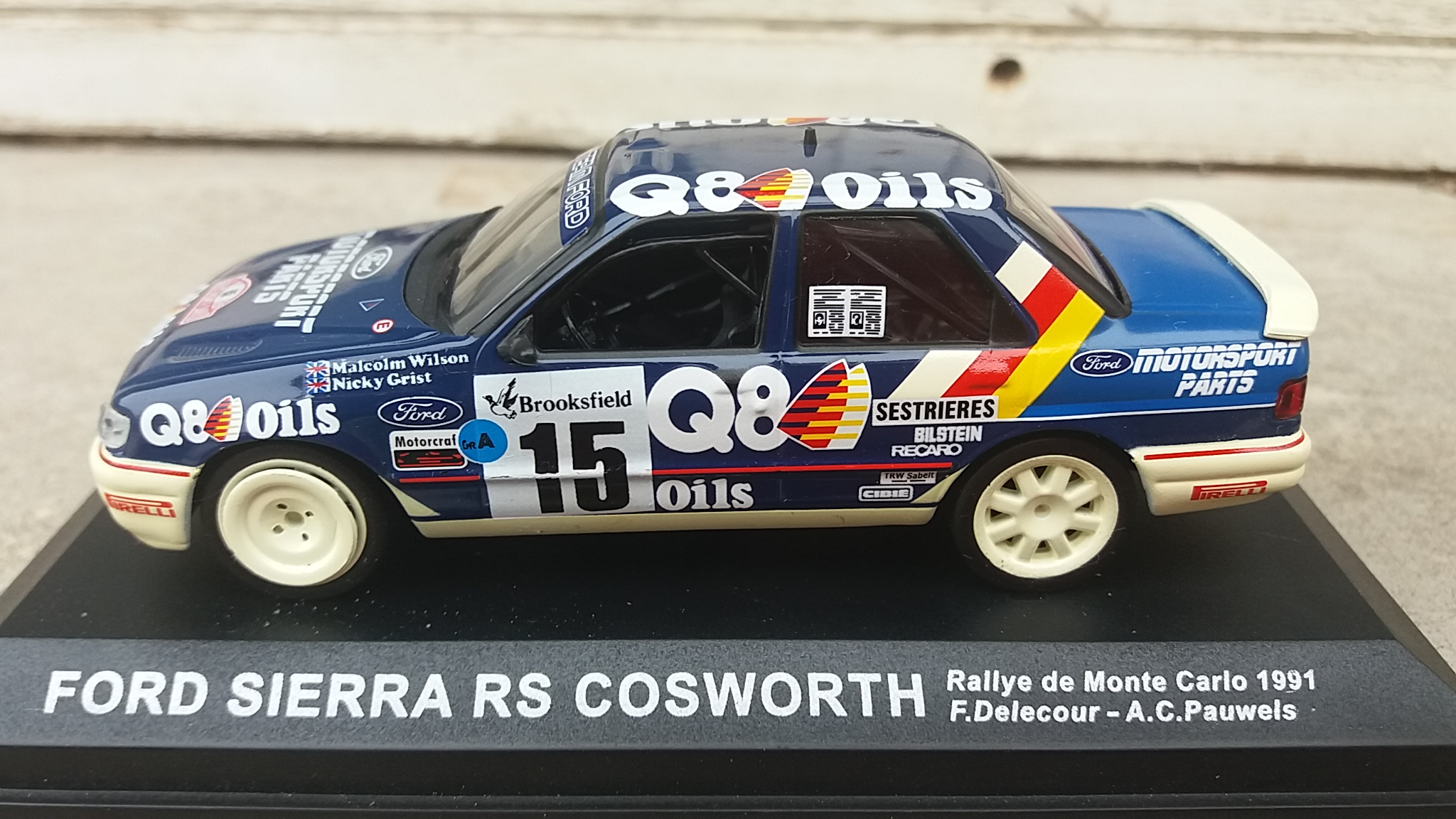 Ford Sierra Cosworth 4x4 Rally Tieraa de Sante Vicente 1991 1//43 Modellcarsonlin