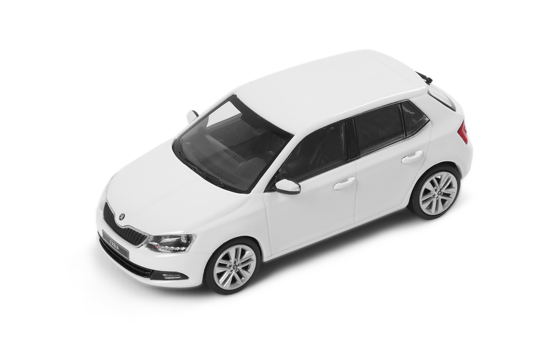 SKODA FABIA COMBI II ESTATE MODEL CAR BLUE OPENING PARTS